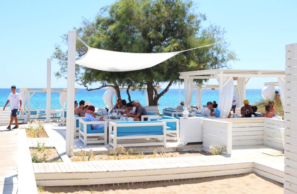 ristorante sulla spiaggia a posto 9 beach club campomarino taranto